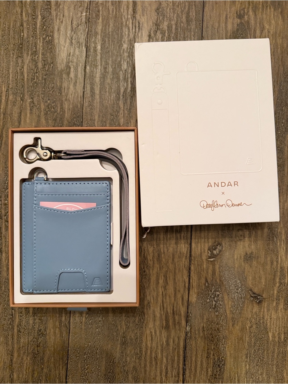 Andar “The Denner” in Car mom blue NWT